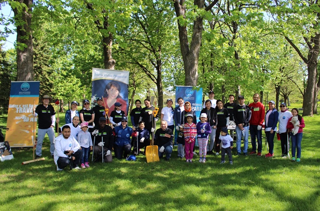 images_fotos_canada_CitiesCanada_Montreal_LastActivities_Ahuntsic_Park_2017_Ahuntsic_Park_2017005